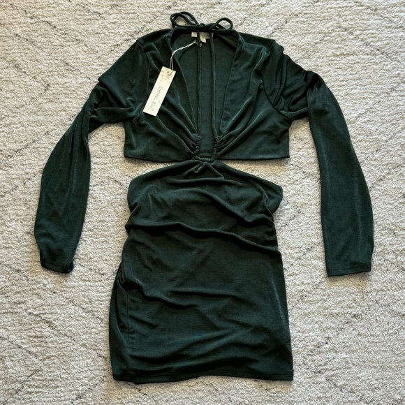 Endless Blu Long sleeve Halter Open Side Mini Dress in Forest Green NWT - Picture 4 of 5